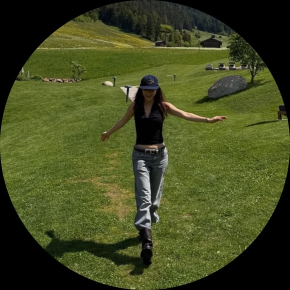 sophies_clsoet
